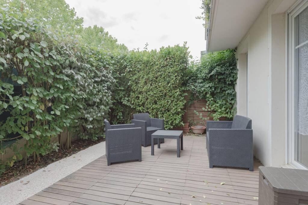 Garden Apartment Next To Disneyland Бюсси-Сен-Жорж Экстерьер фото
